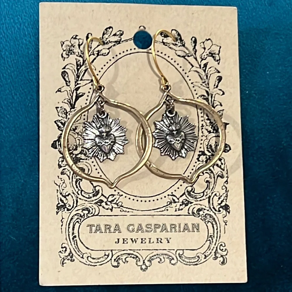 Tara Gasparian Jewelry Sacre Couet small earrings - Picture 2 of 7